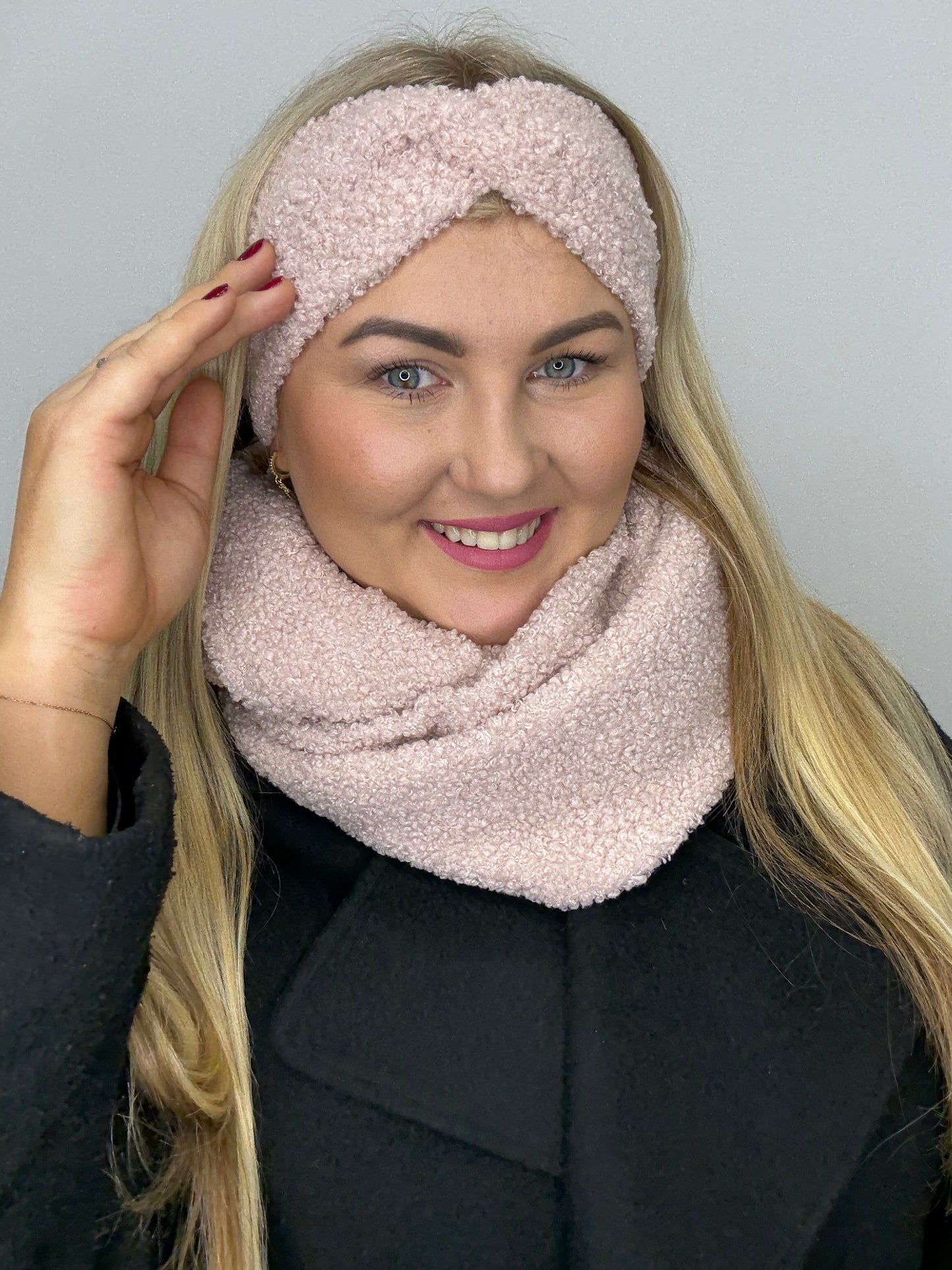 Pelenų rožinė Teddy 🧸galvajuostė