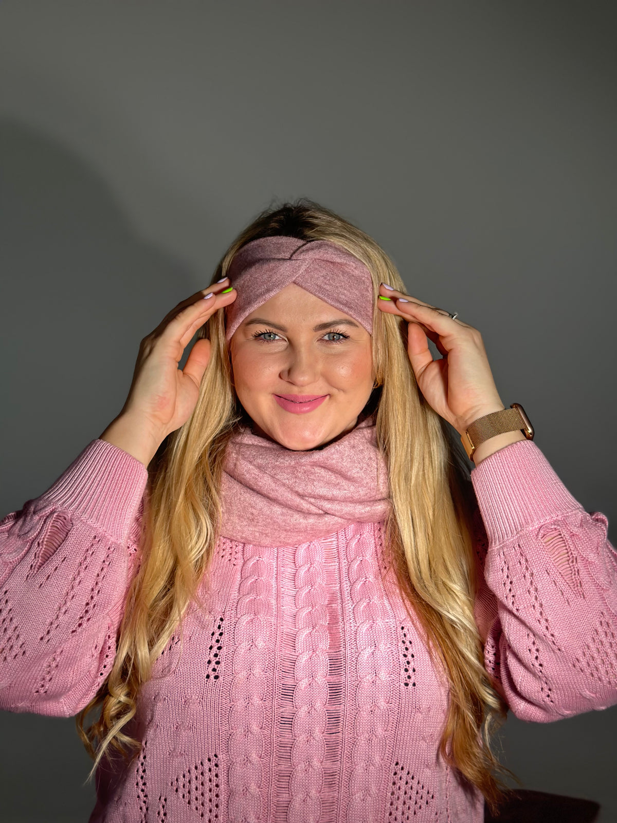 Merino vilnos rožinė galvajuostė