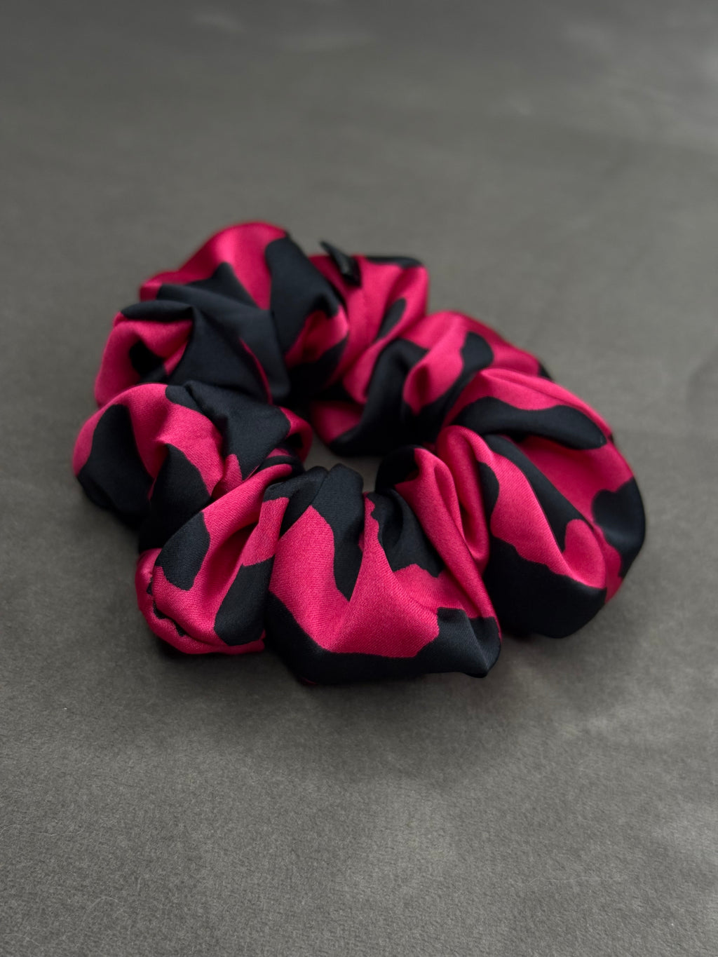 Armani šilko ciklameno gumelė | Muoudy