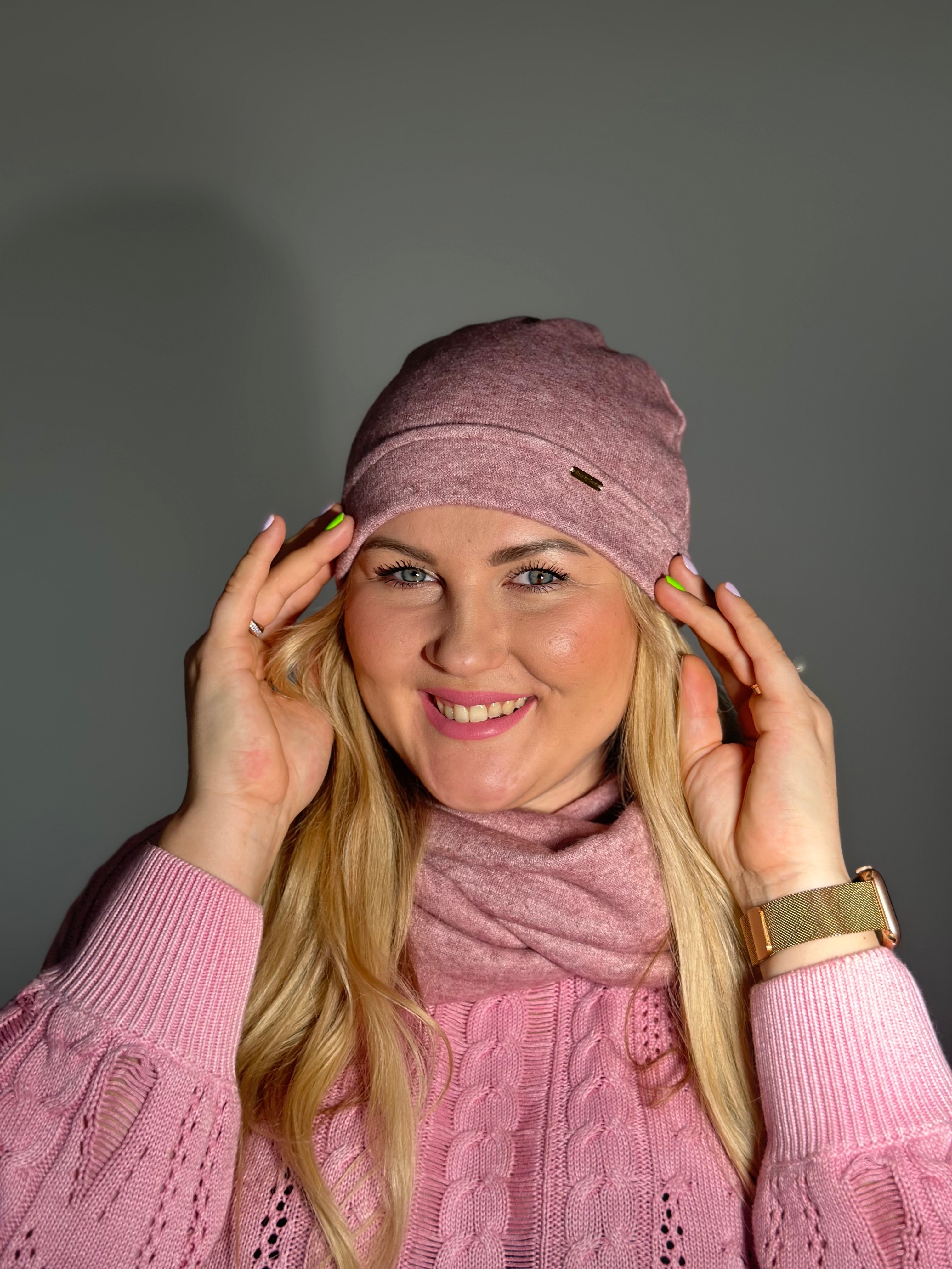 Merino vilnos rožinė vienguba kepurė