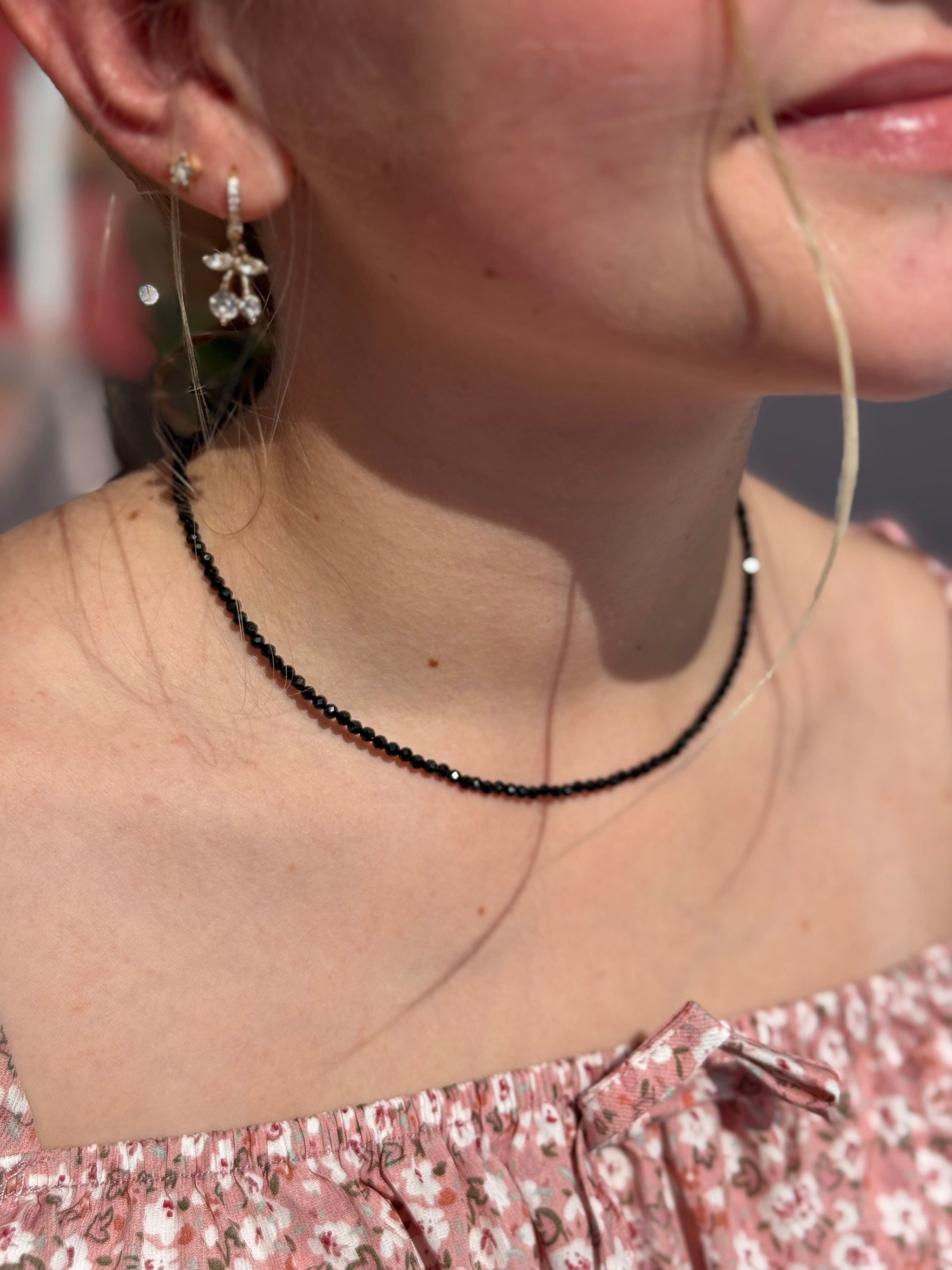 Juodas cirkonių minimalistinis vėrinys ✔️