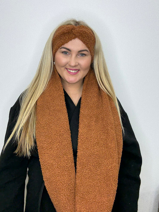 Šviesiai rudas Teddy 🧸 šalikas