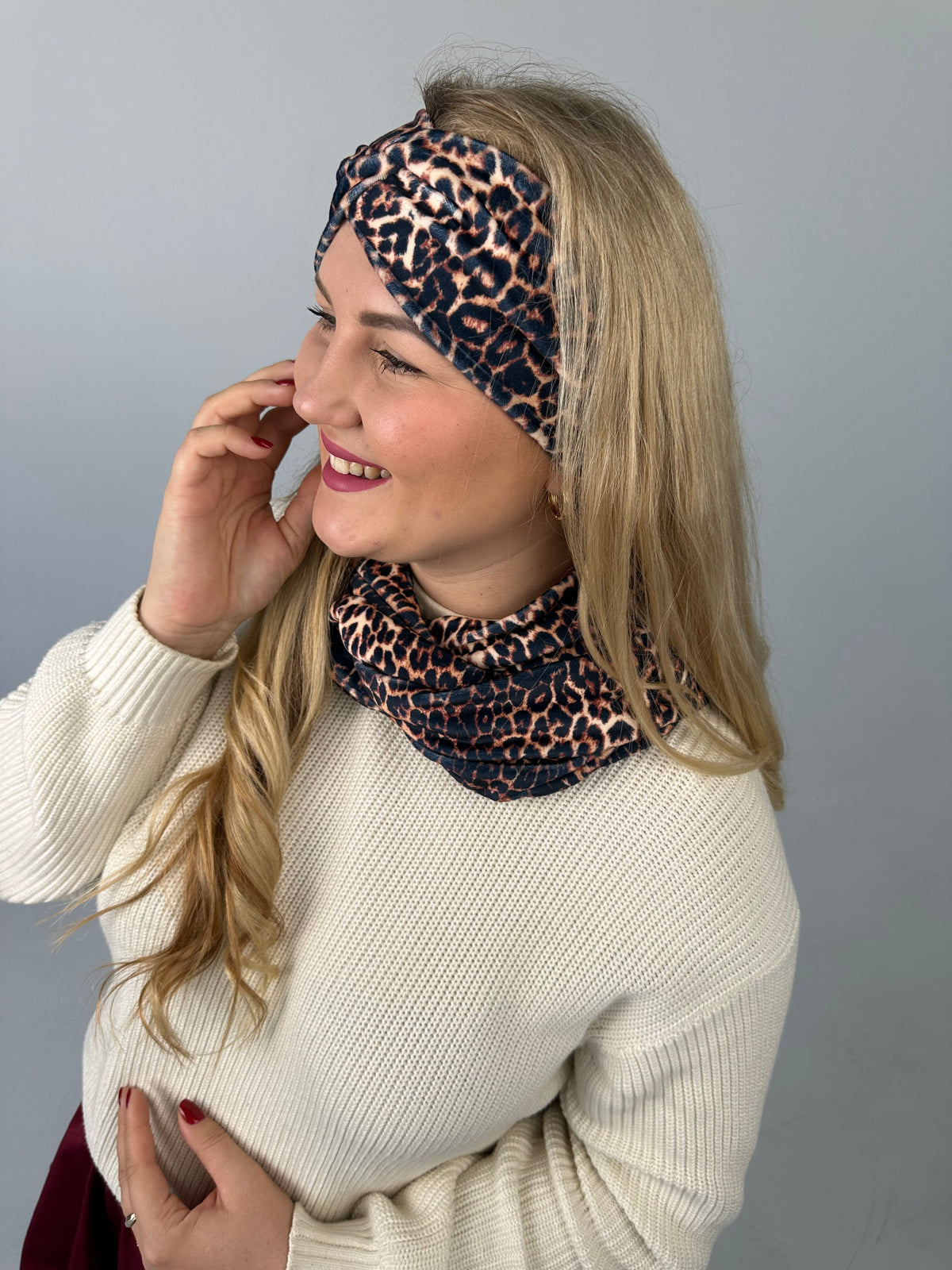 Leopardo veliūro šalikas 🐆
