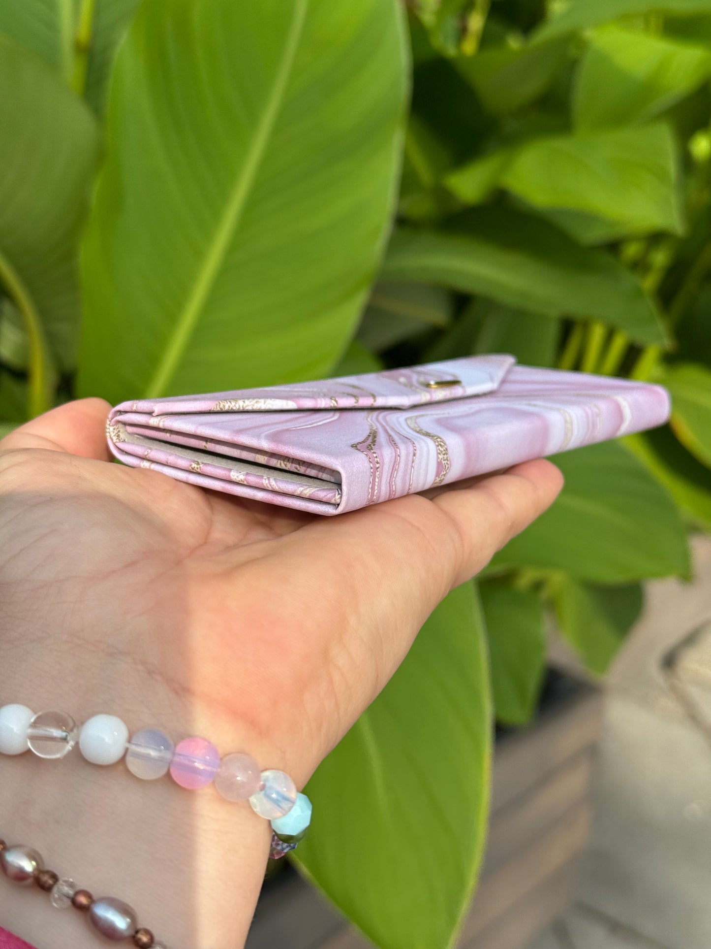 Akinių dėklas transformeris ‘Pink marble’