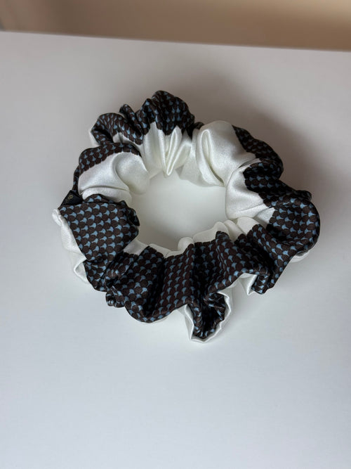 100% šilko kolekcinio rašto gumelė su balta juosta