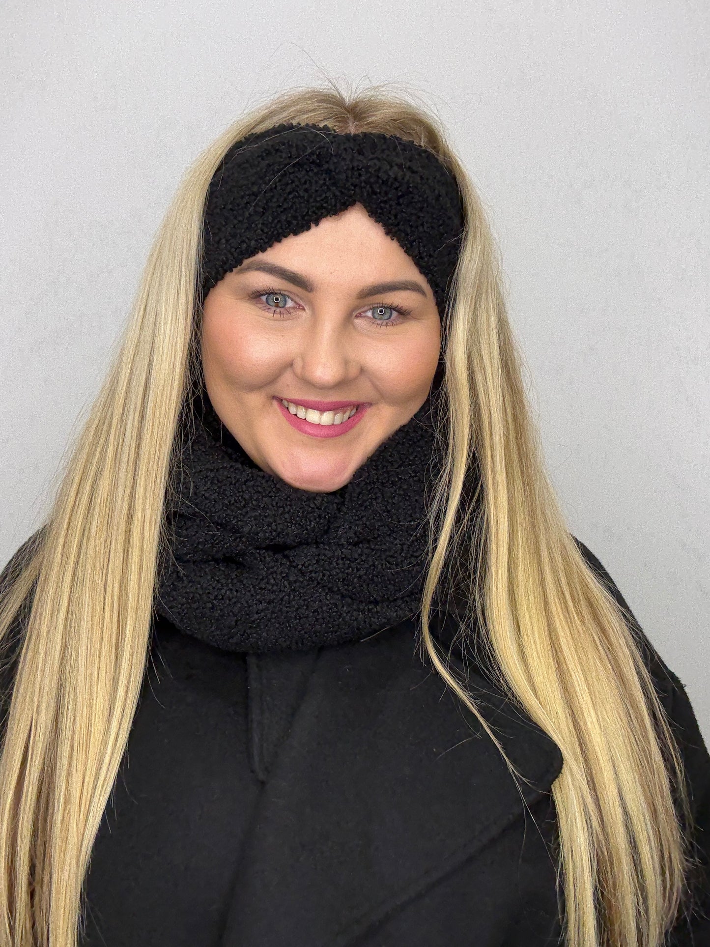 Juoda Teddy 🧸galvajuostė