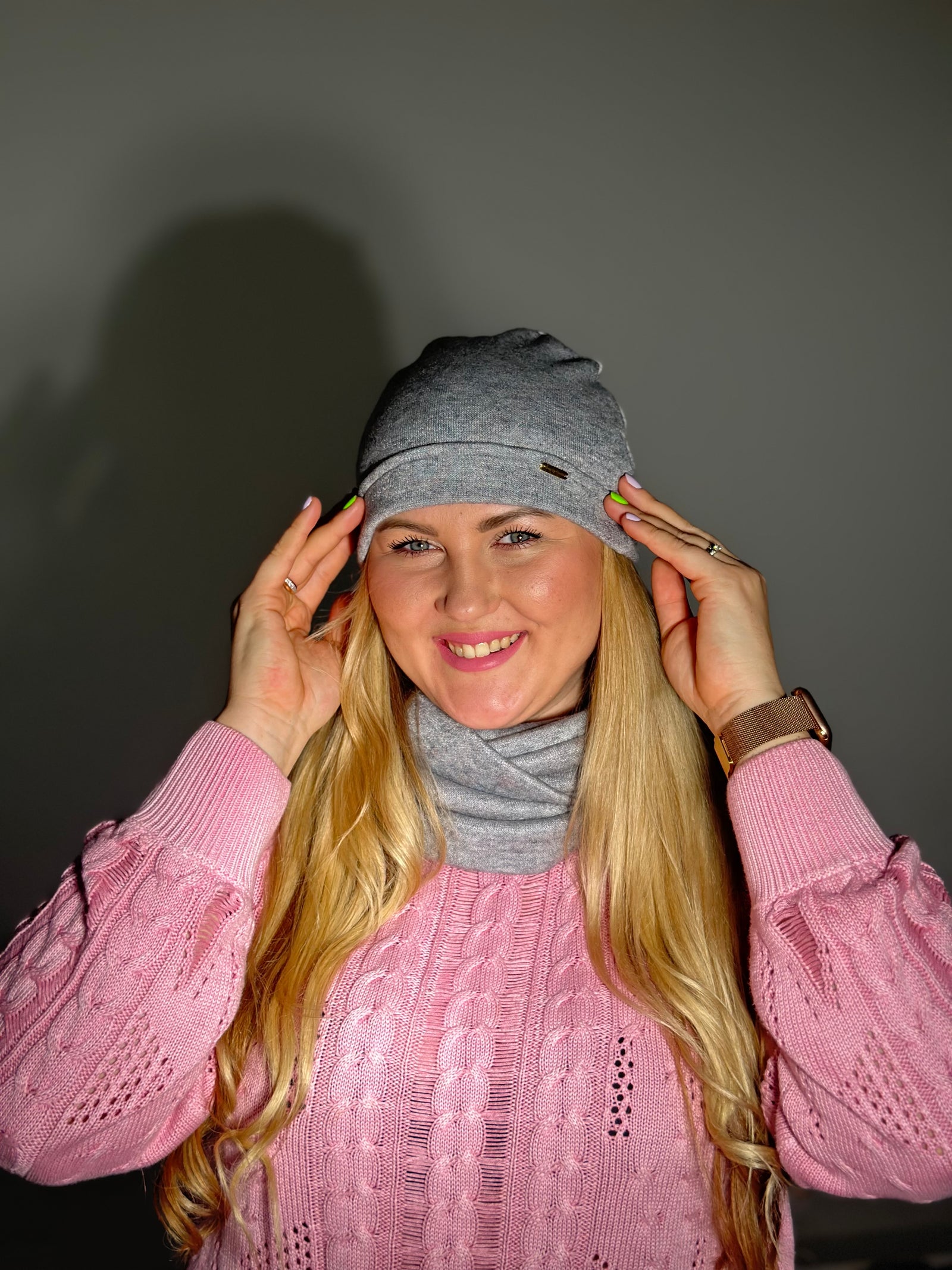 Merino vilnos pilka vienguba kepurė