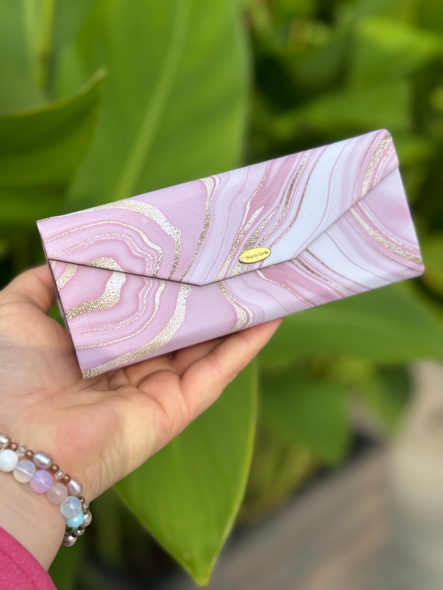 Akinių dėklas transformeris ‘Pink marble’