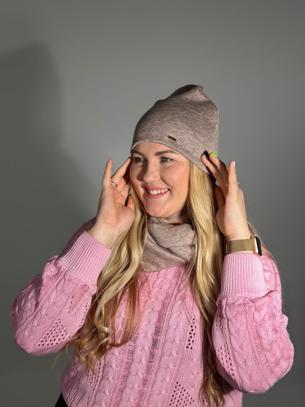Merino vilnos kakavinė dviguba kepurė