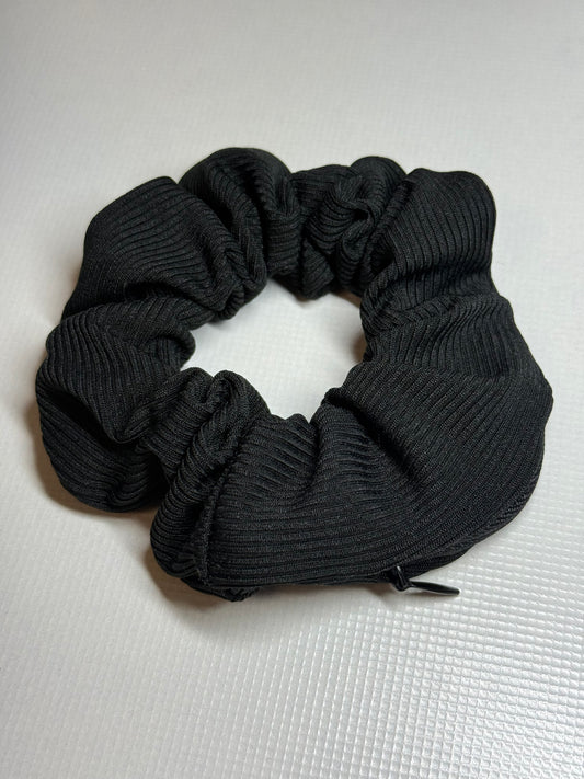 Gumelė su kišenėle M dydis