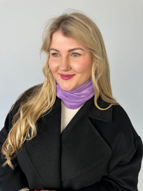 Alyvinė veliūro mova