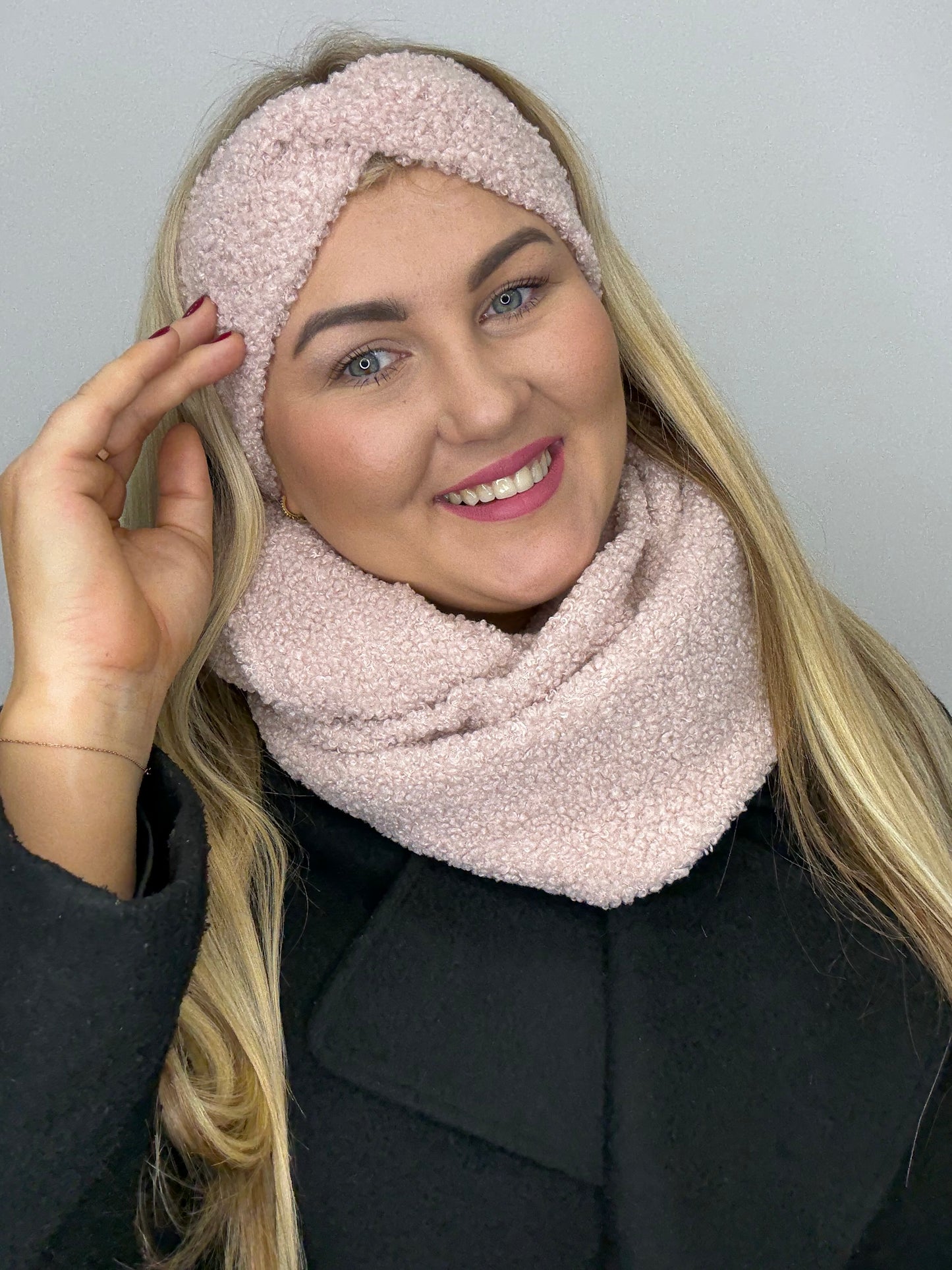 Pelenų rožinė Teddy 🧸galvajuostė