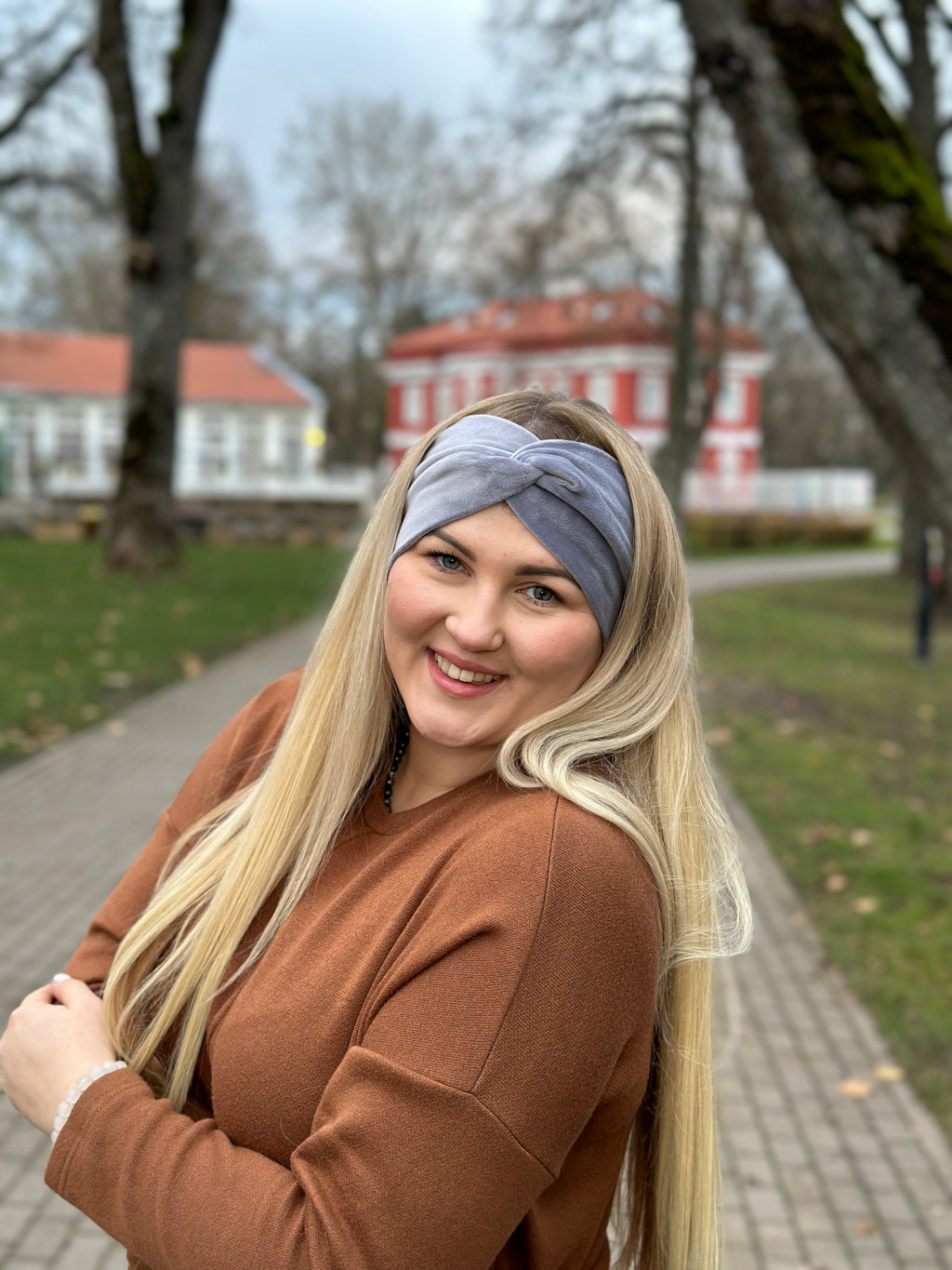 Pilka veliuro galvajuostė