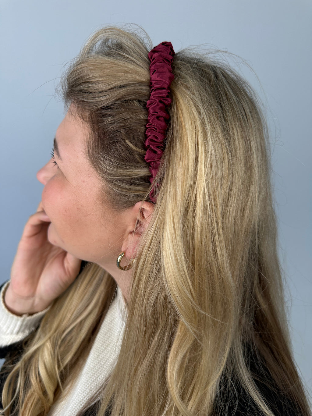 Bordo natūralaus šilko plonasis lankelis