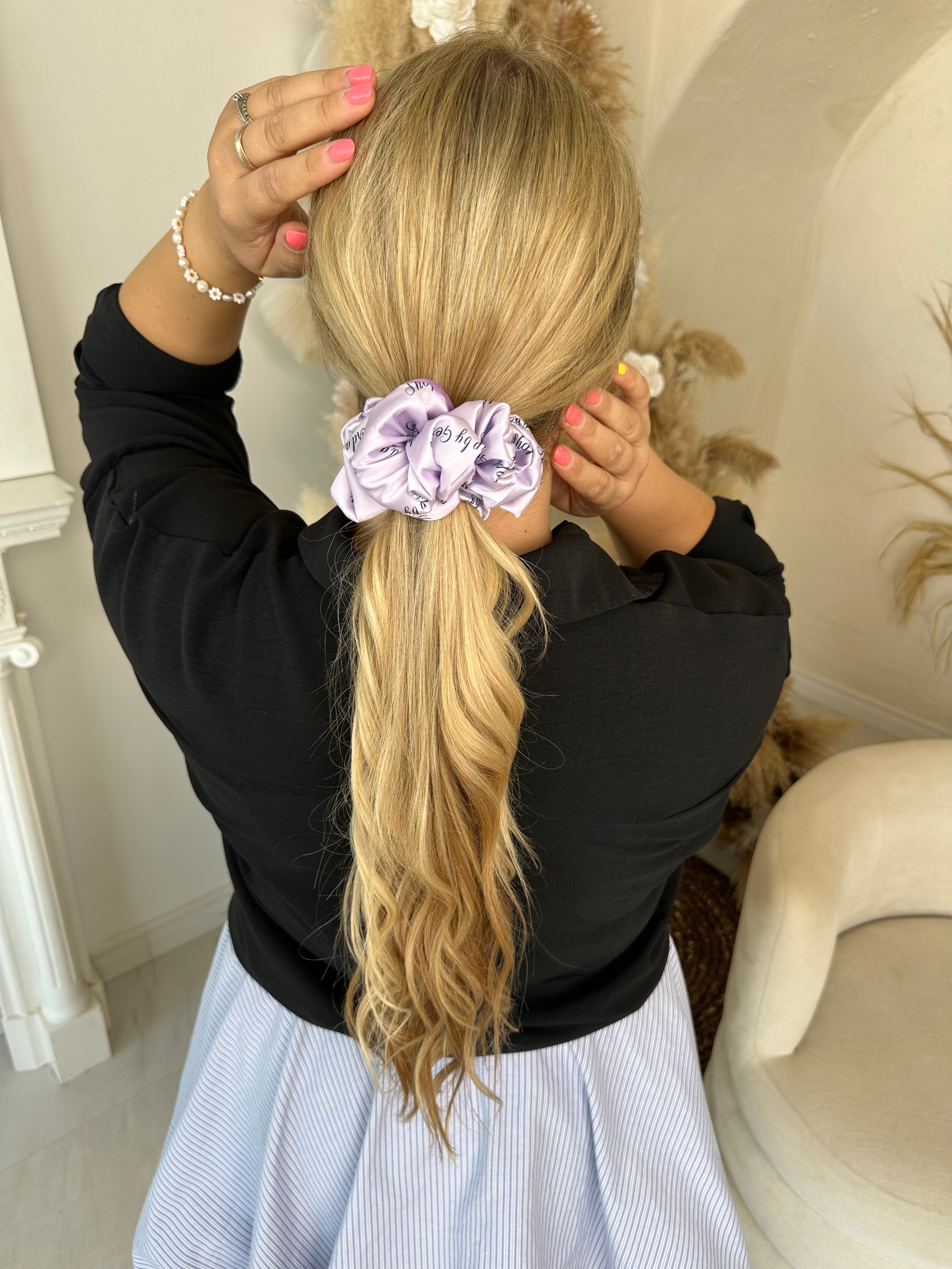 Alyvinė Shop by Gerda audinio gumelė su kišenėle! 💜