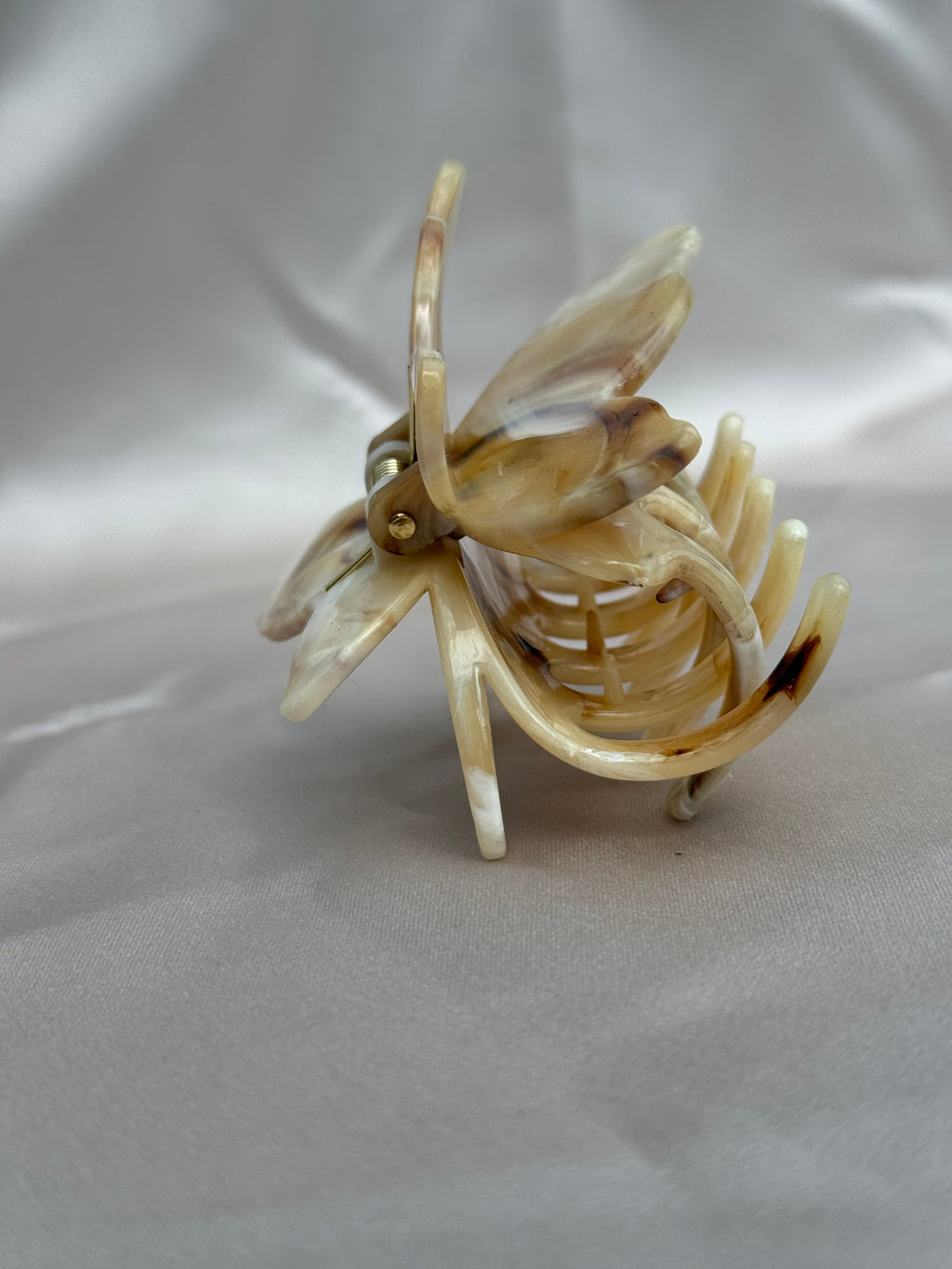 Nude drugelis kapkap