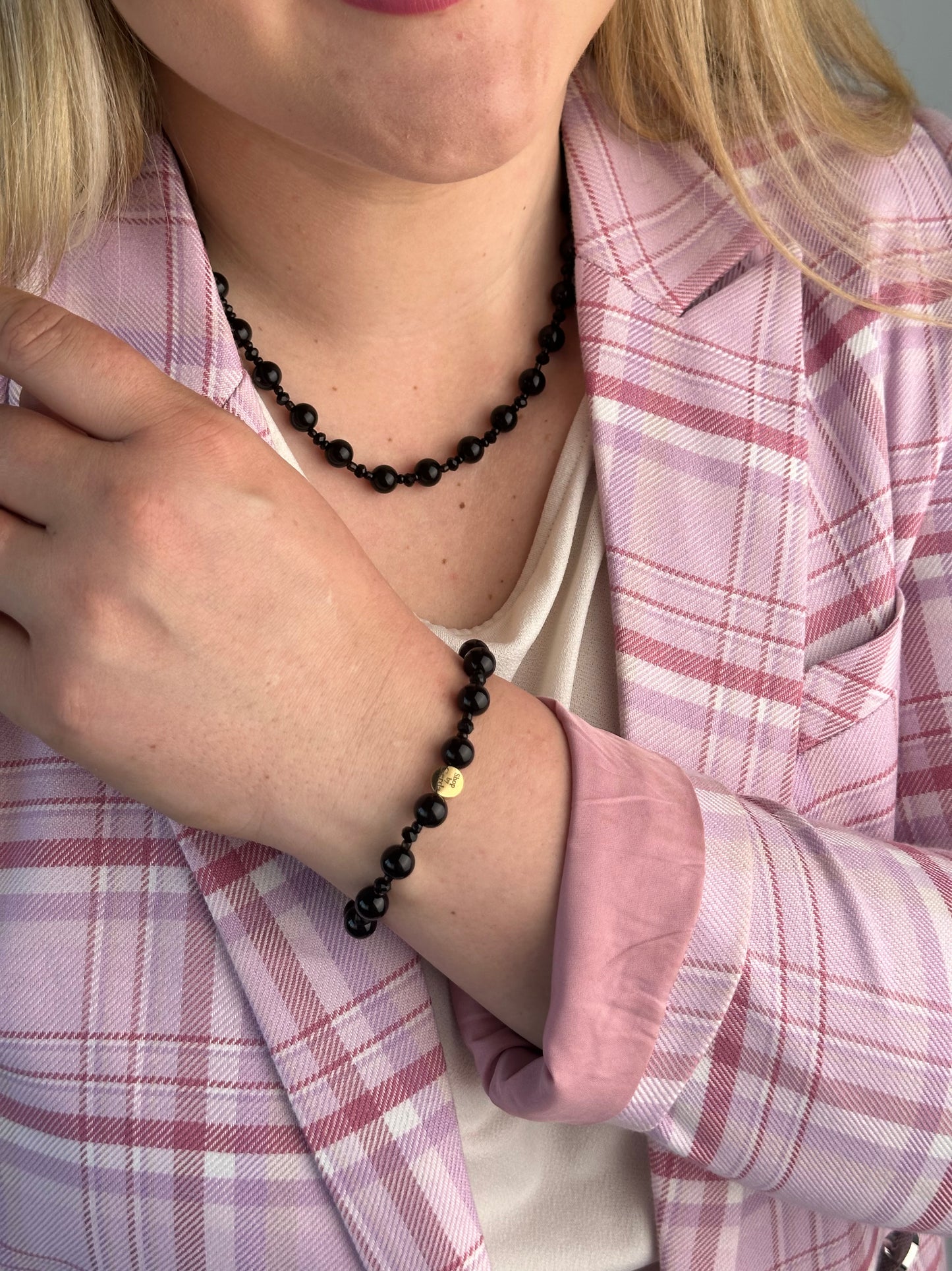 Classic black vėrinys