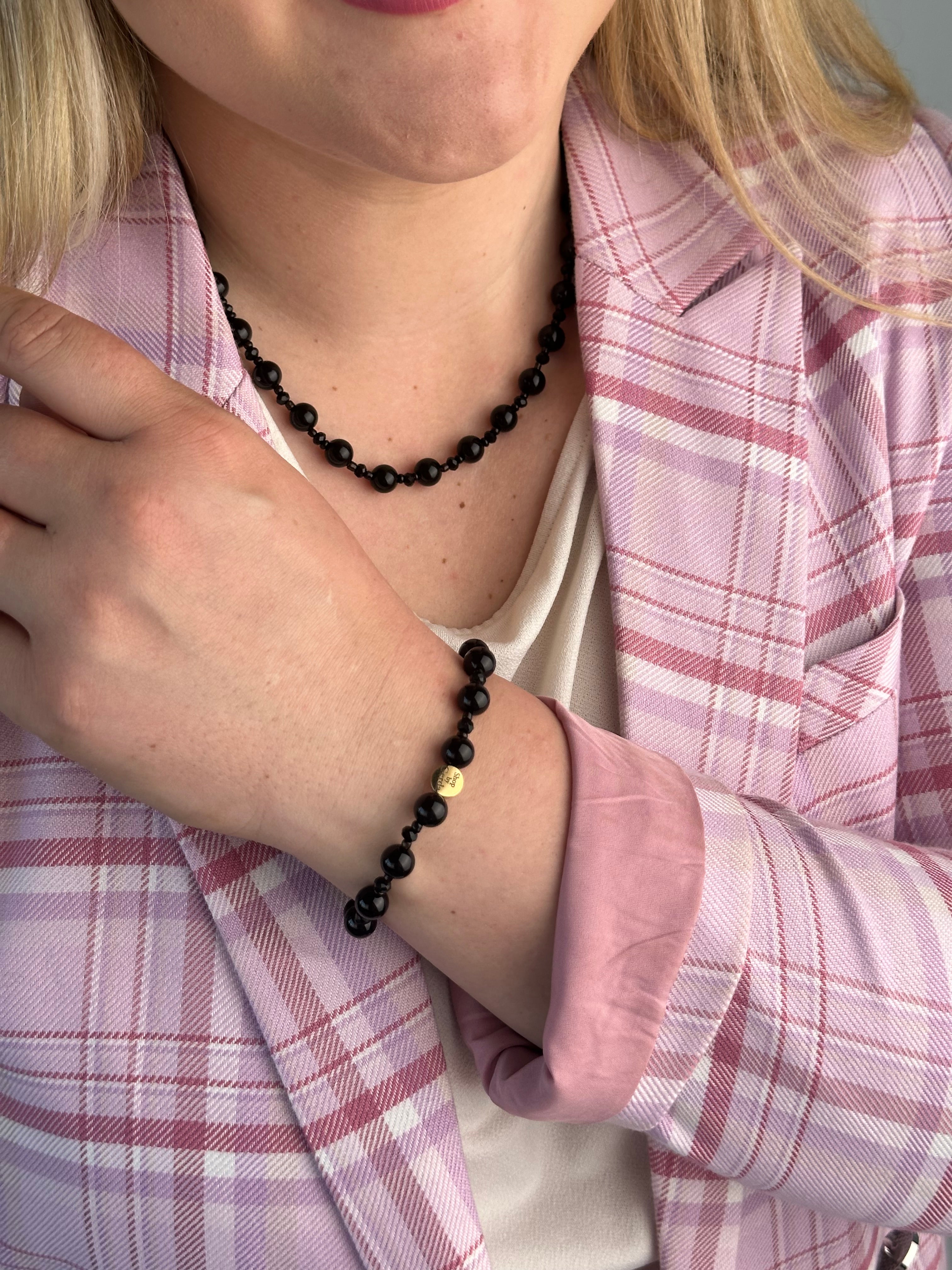 Classic black vėrinys