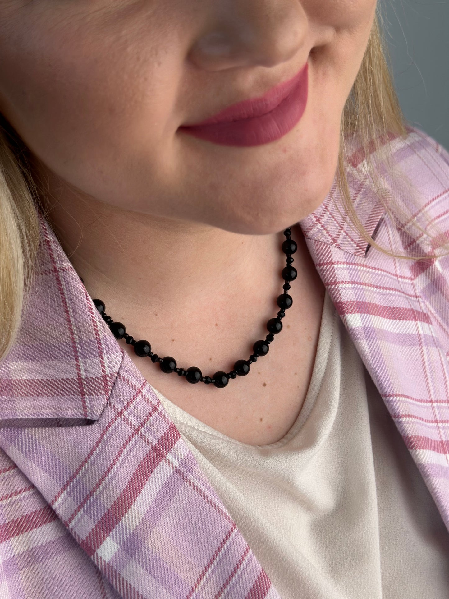 Classic black vėrinys