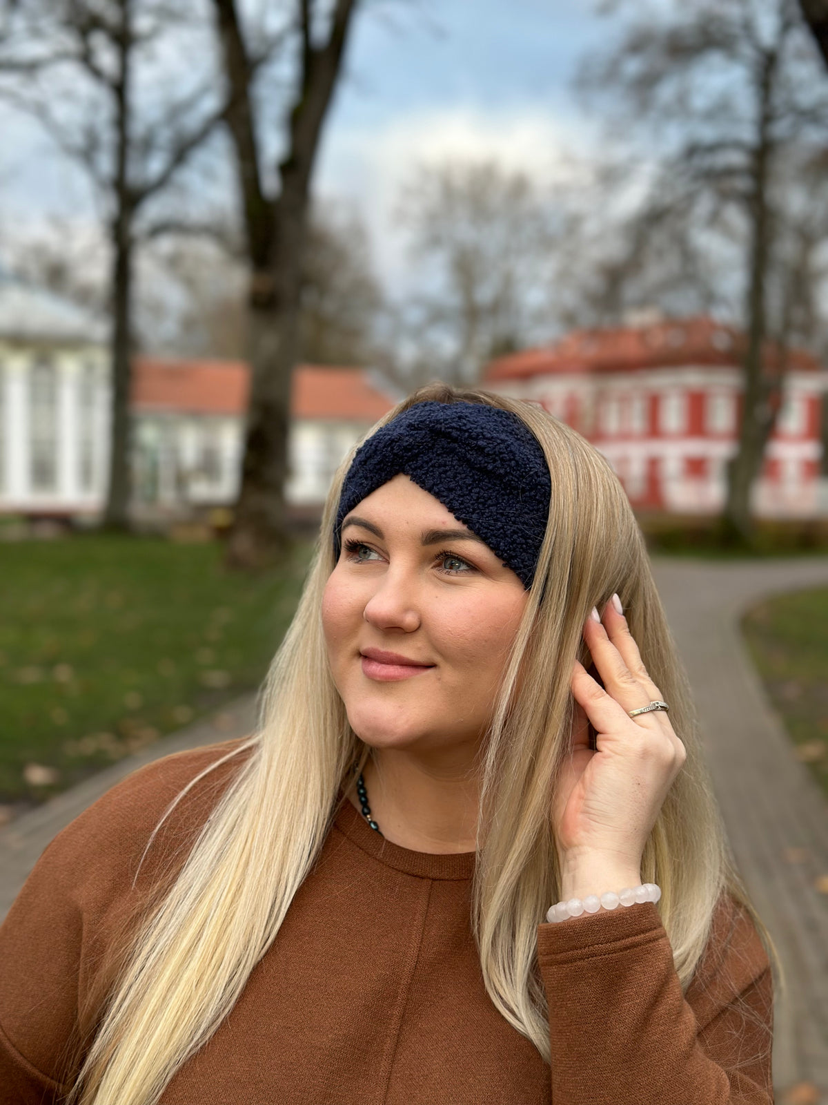 Tamsiai mėlyna “Teddy” galvajuostė