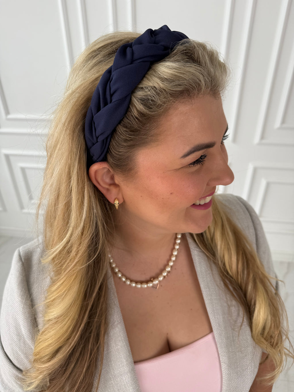 Tamsiai mėlynas matinis pintas lankelis