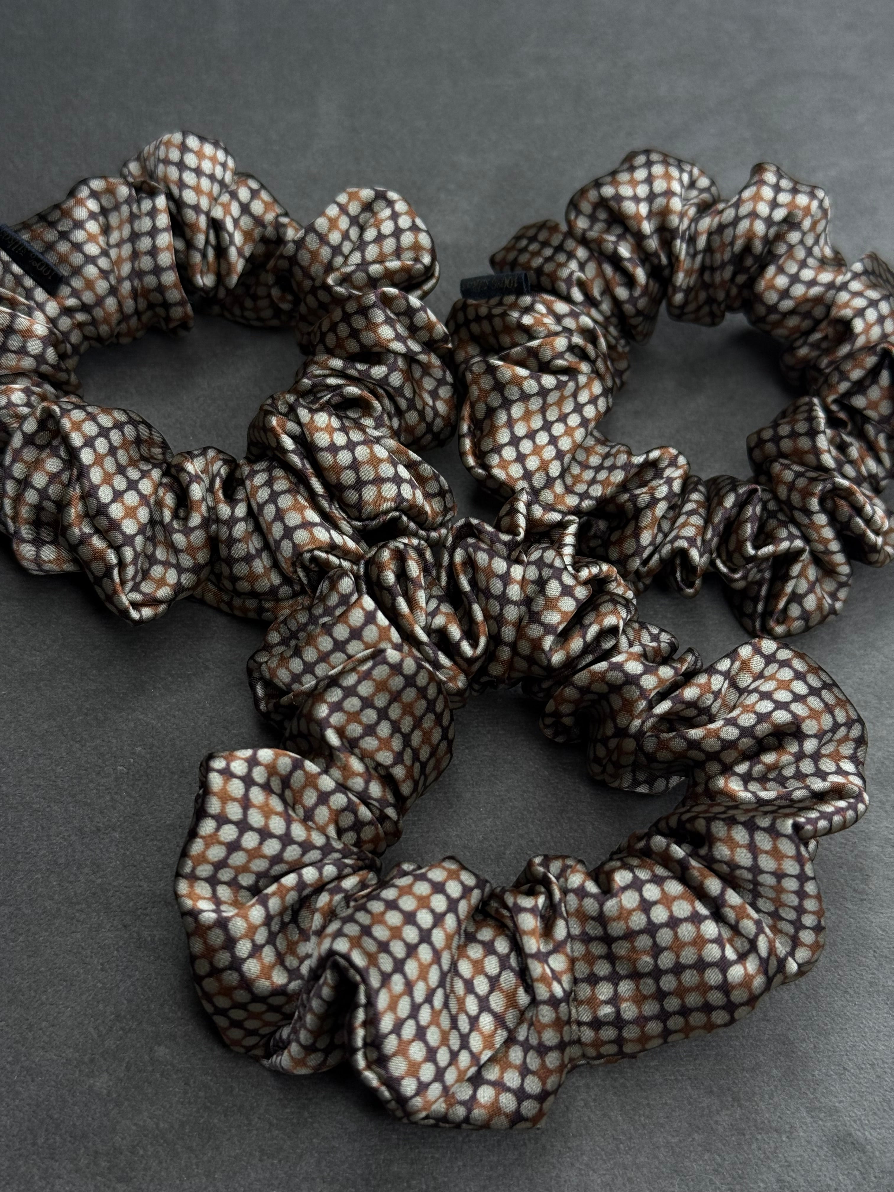 Pierre Cardin kolekcinio 100% natūralaus šilko gumelė | LATTE