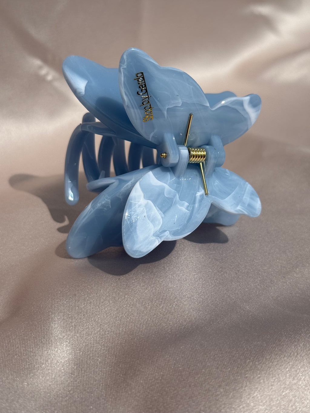 Mėlynas drugelis kapkap