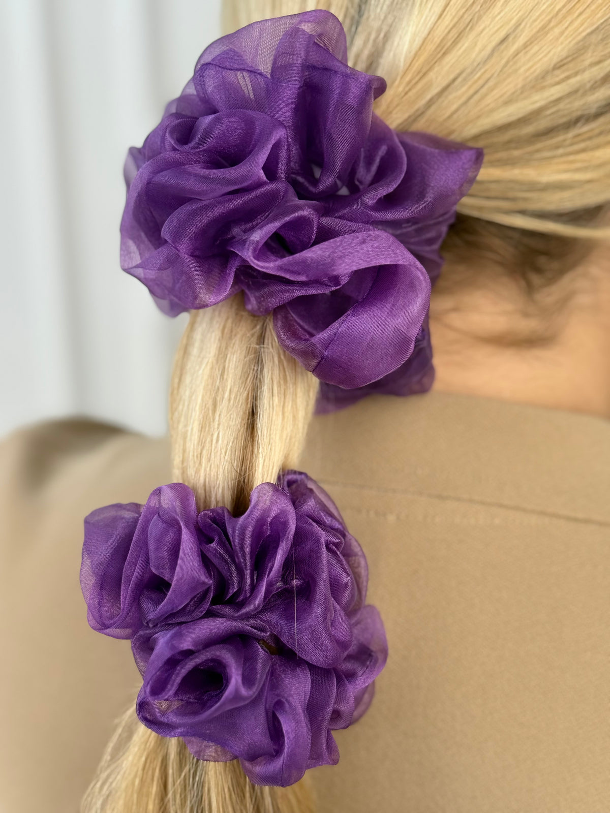 Violetinė organzos gumelė 💜