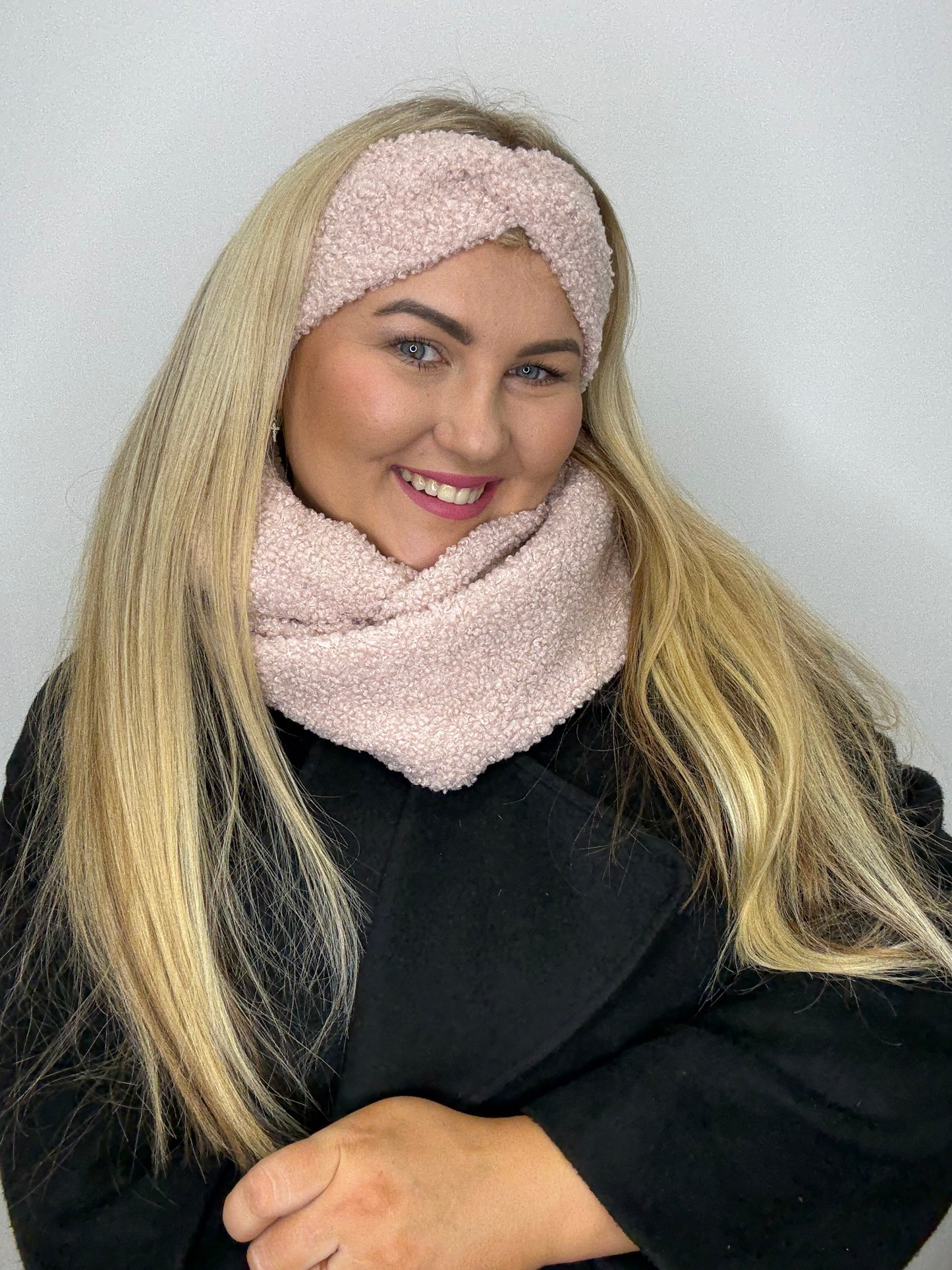 Pelenų rožinė Teddy 🧸galvajuostė