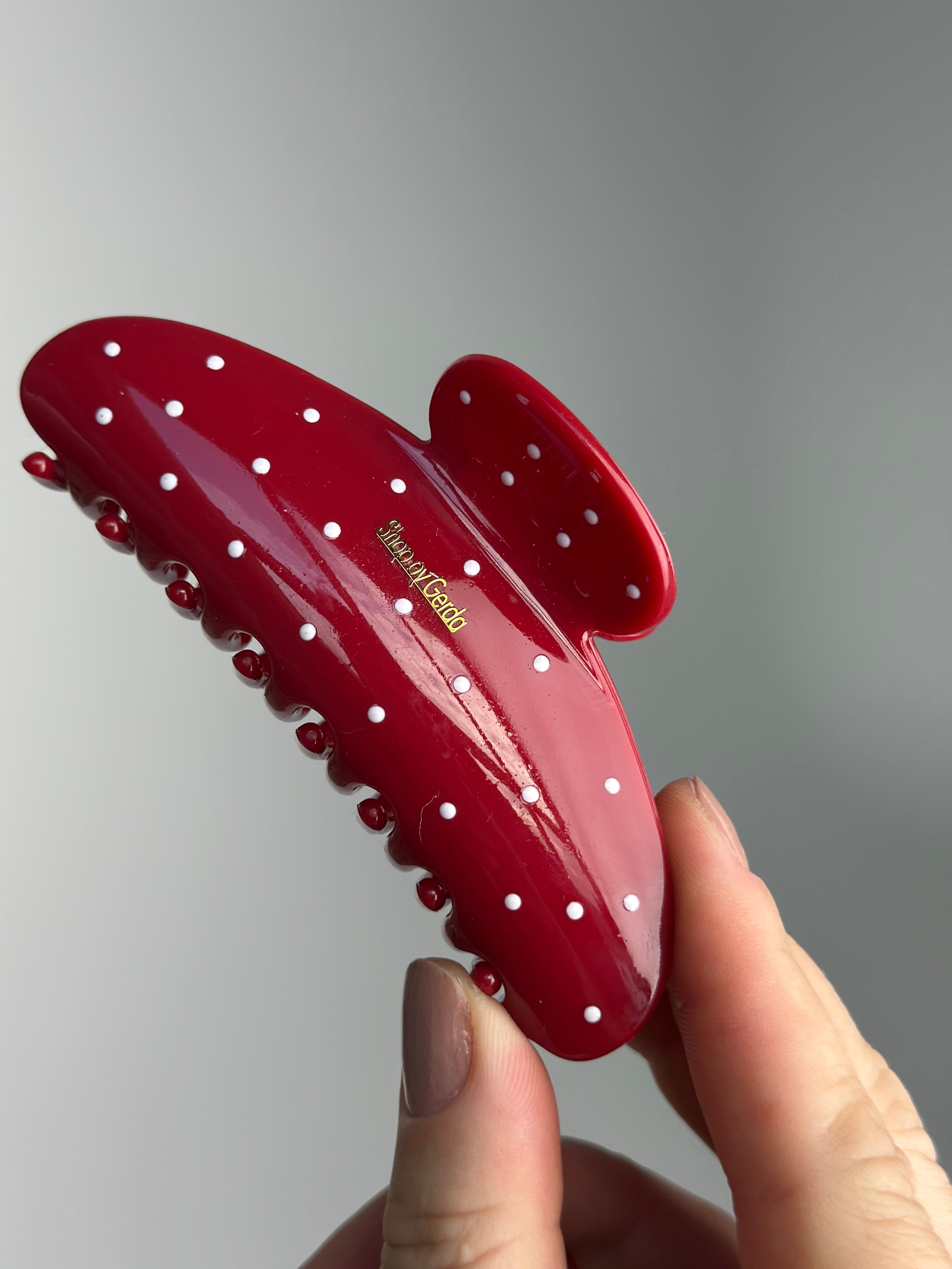 Bordo kapkap su taškeliais 10cm