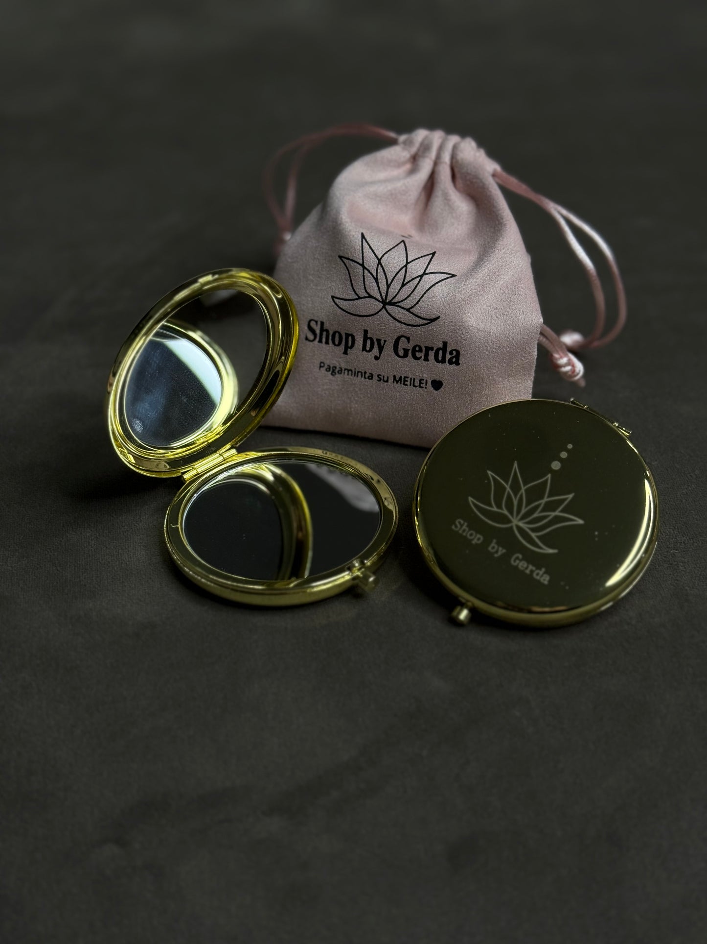 Auksinis metalinis veidrodėlis