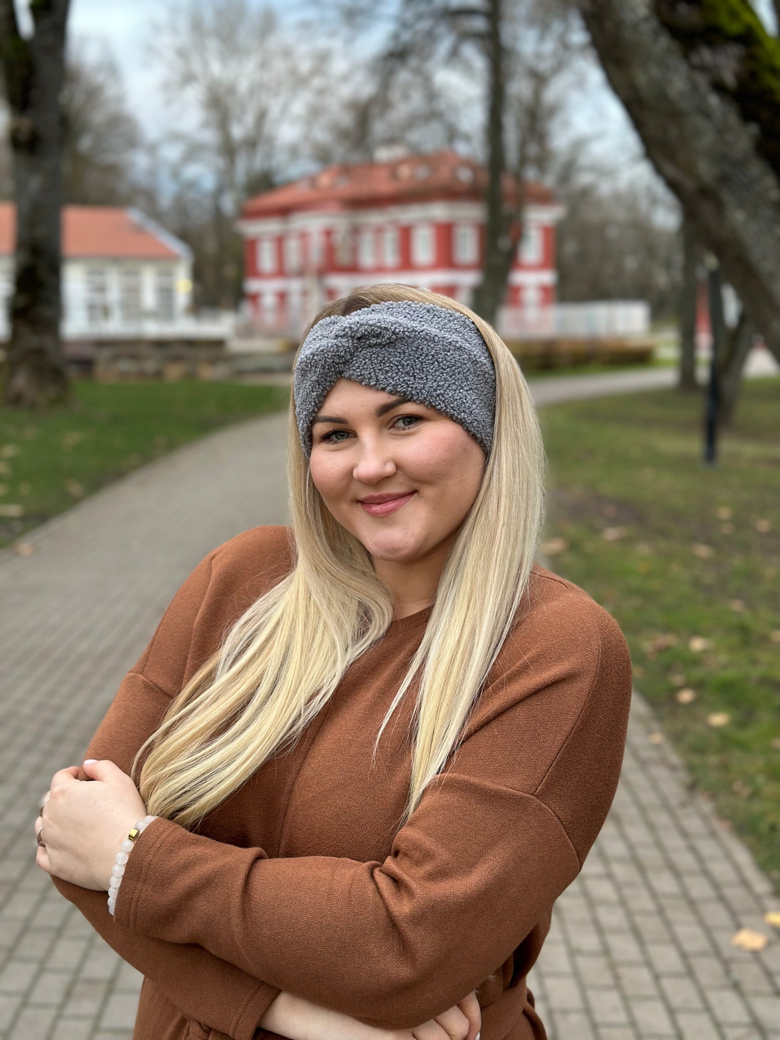 Pilka Teddy 🧸 galvajuostė