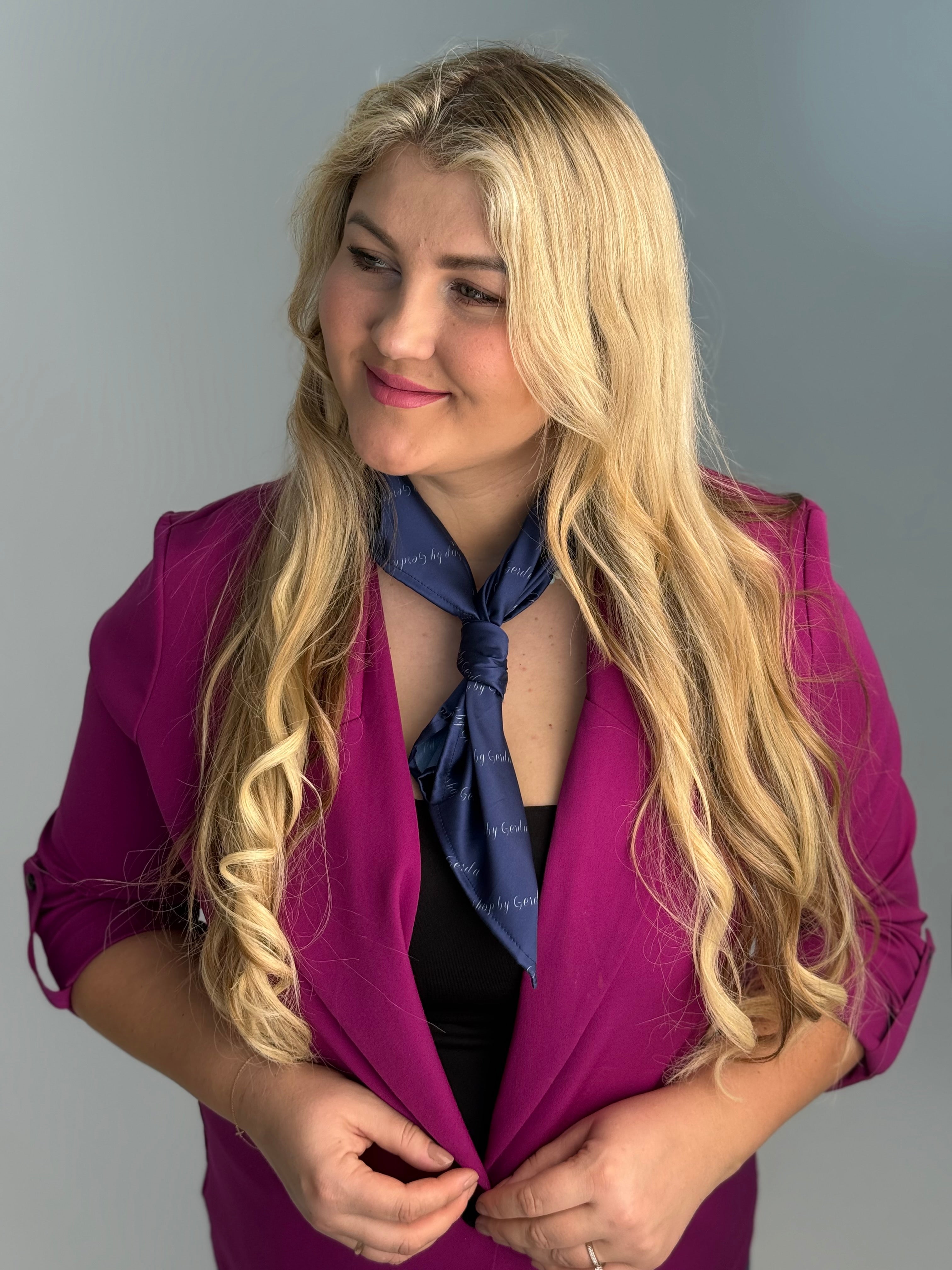 Tamsiai mėlyna skarelė | SBG dizainas