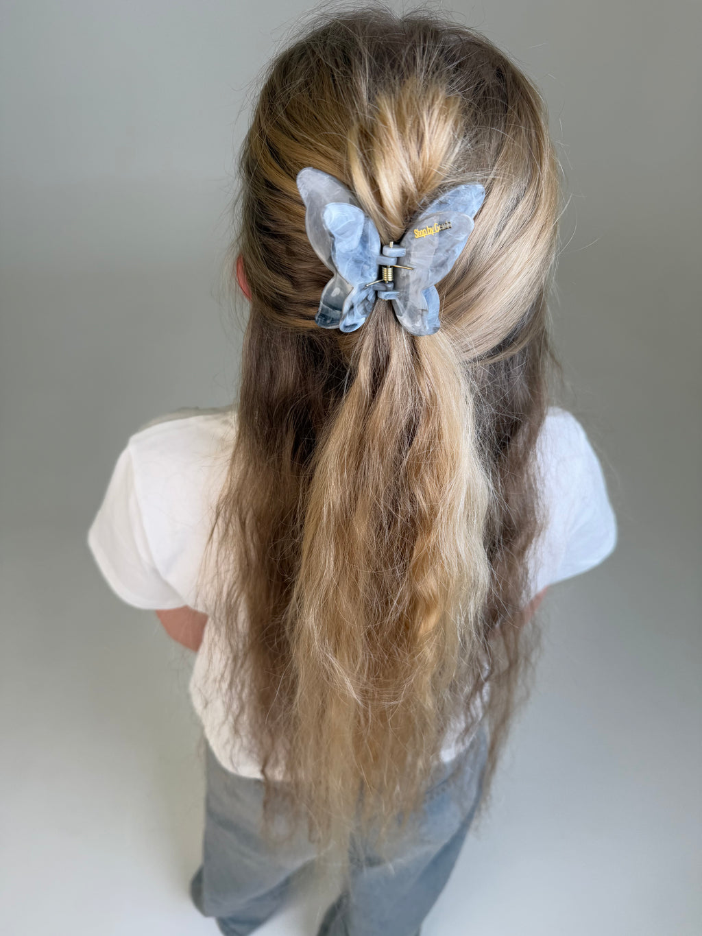 Pilkas drugelis kapkap