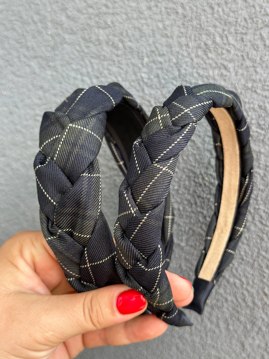 Tamsiai žalias languotas lankelis 💚