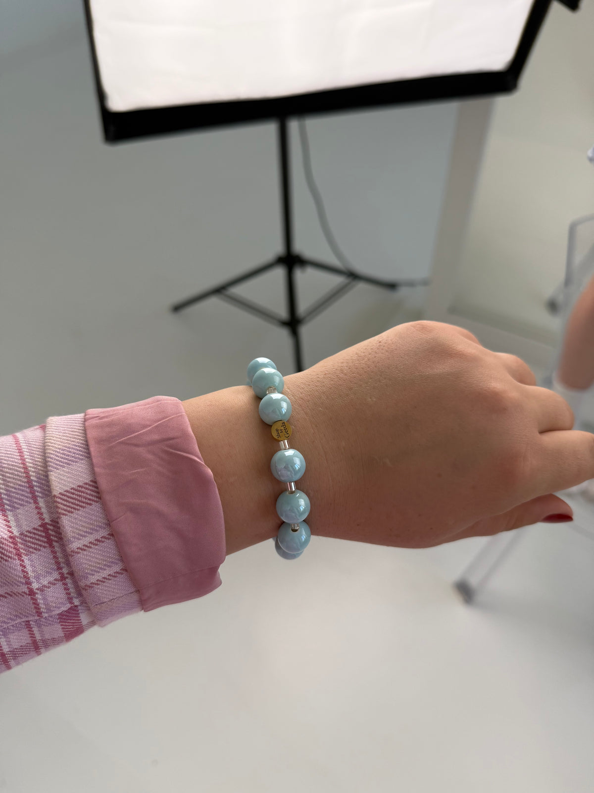 Keramikos baby blue apyrankė