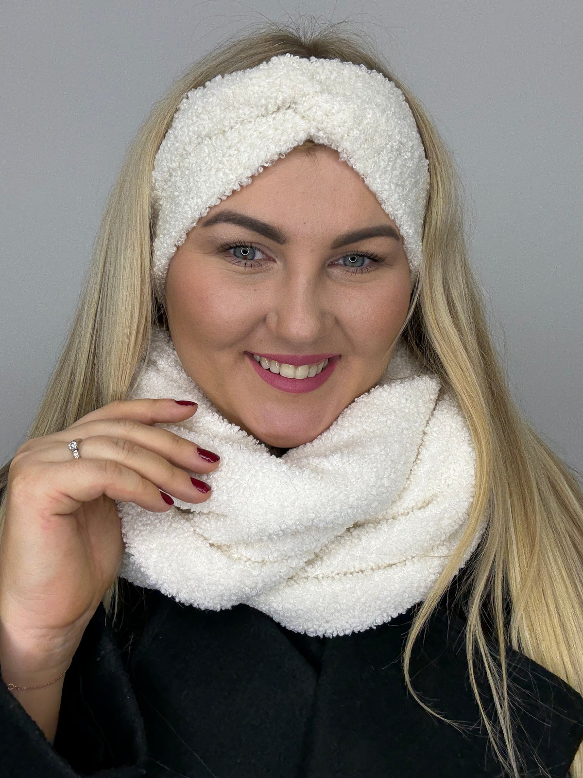 Balta Teddy 🧸 galvajuostė