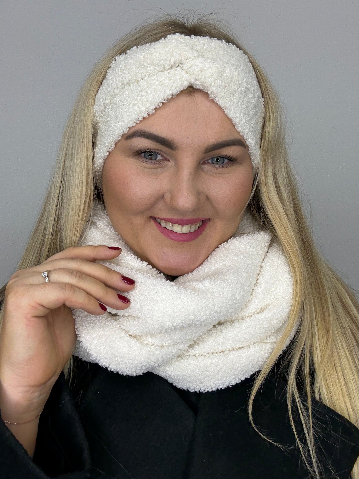 Balta Teddy 🧸 galvajuostė