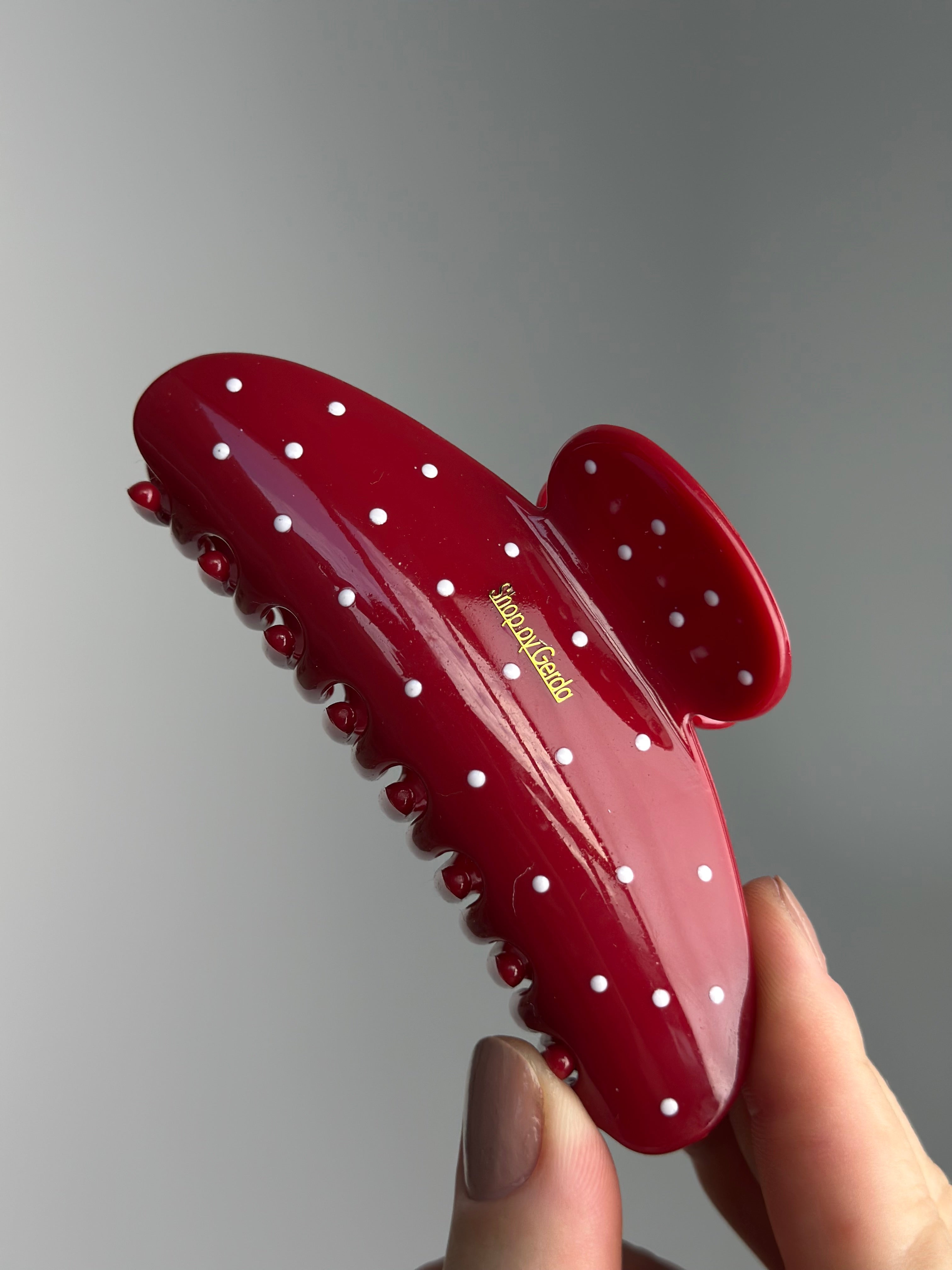 Bordo kapkap su taškeliais 10cm