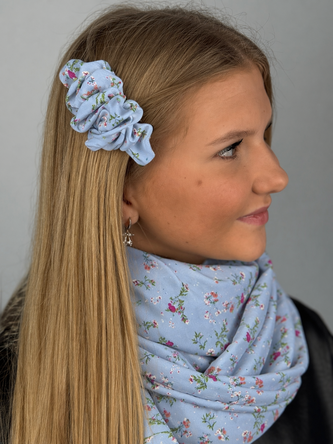 Šalikėlis BLUE SPRING