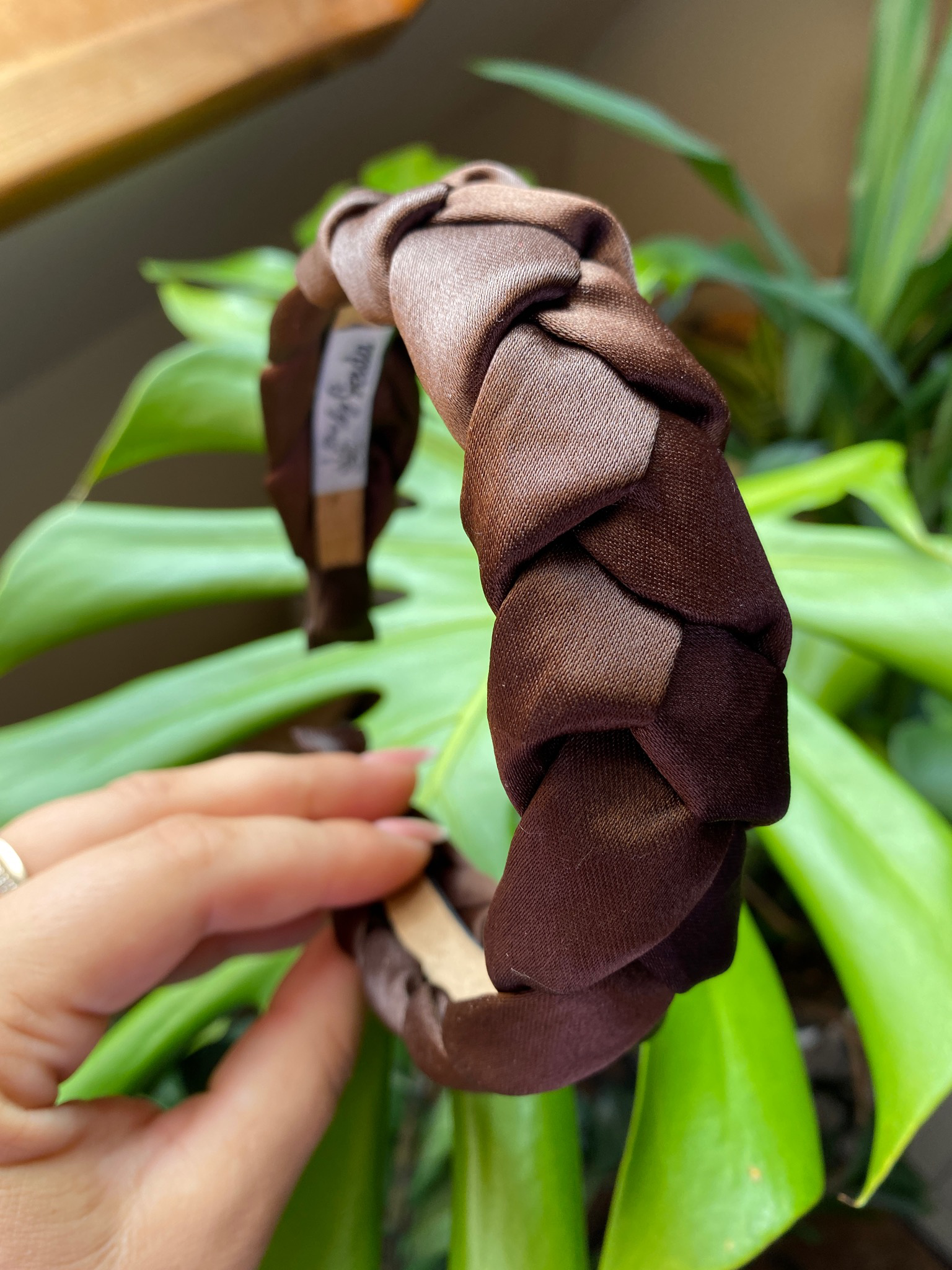 Šokoladinis su blizgesiu pintas lankelis 🤎