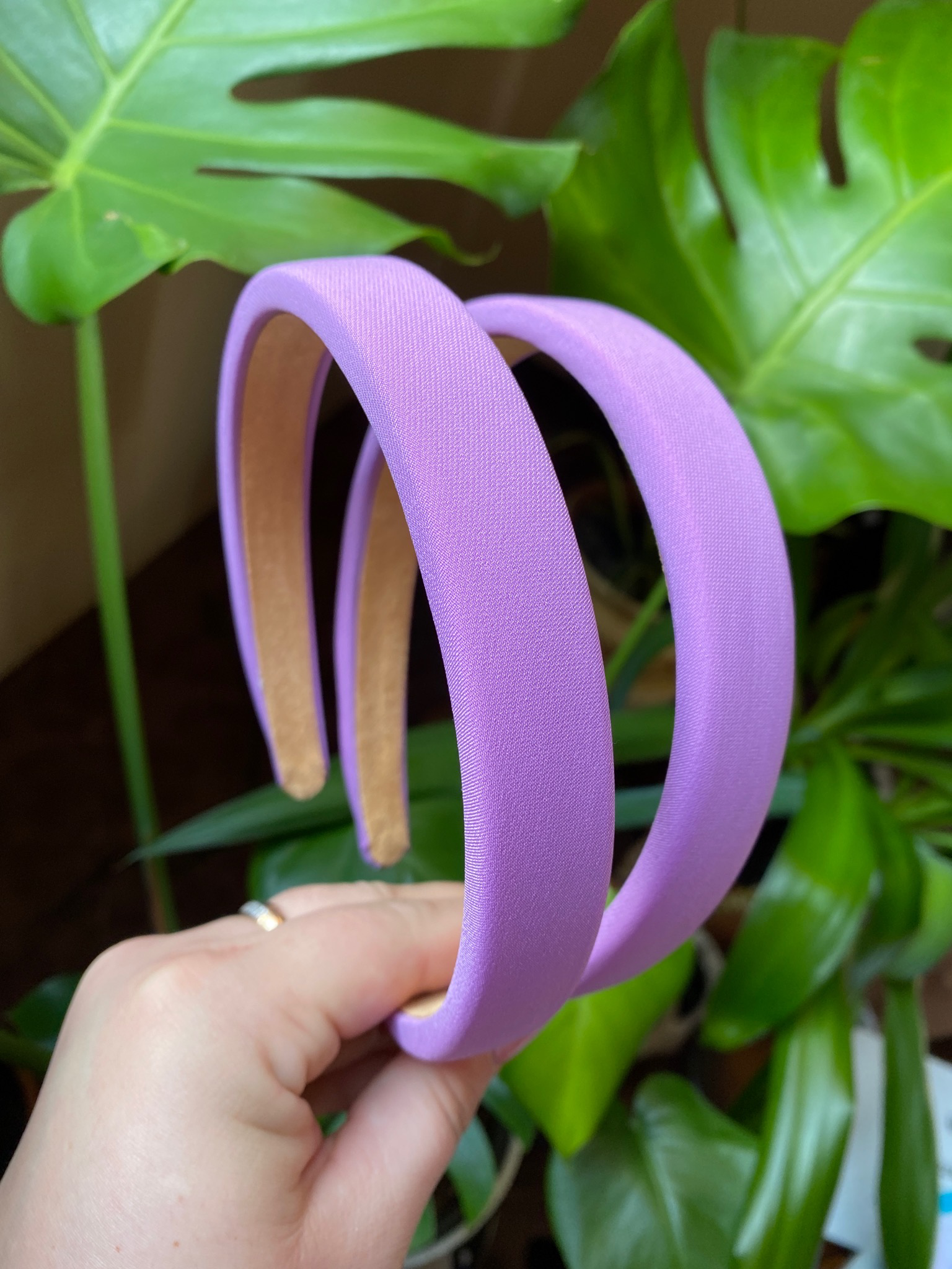 Alyvinės spalvos lankelis 💜